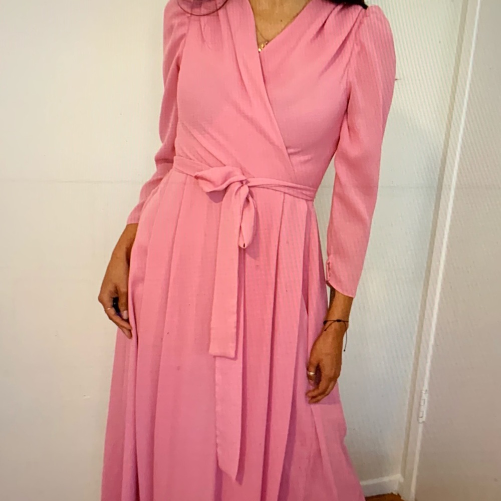 Beautiful custom made rose pink chiffon dress